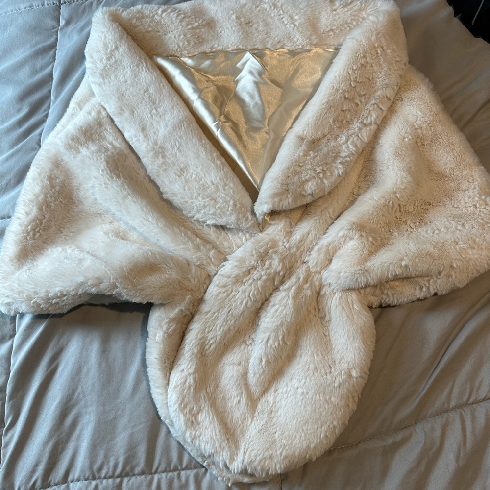 Fur shawl- cream color